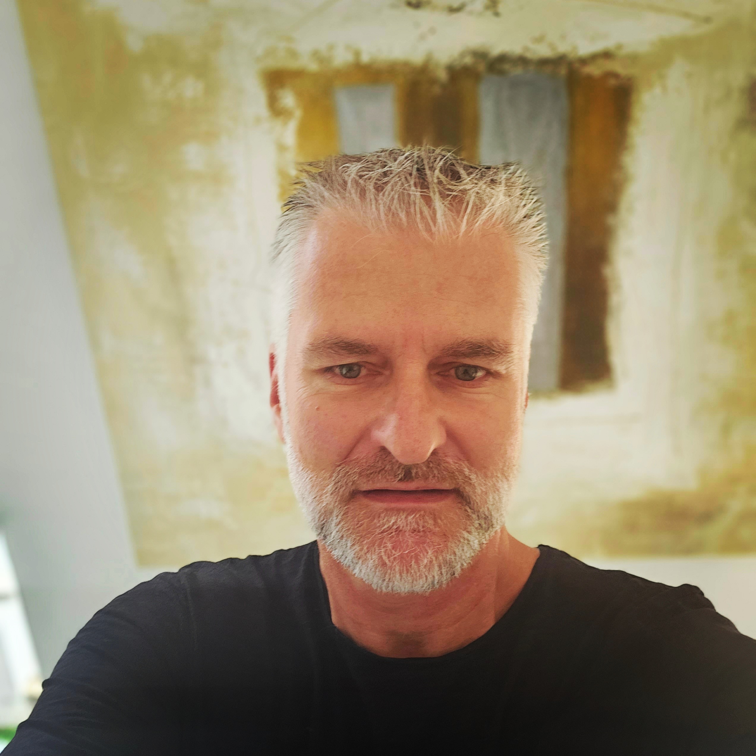 Porträtfoto von Rechtsanwalt Holger Kiefer